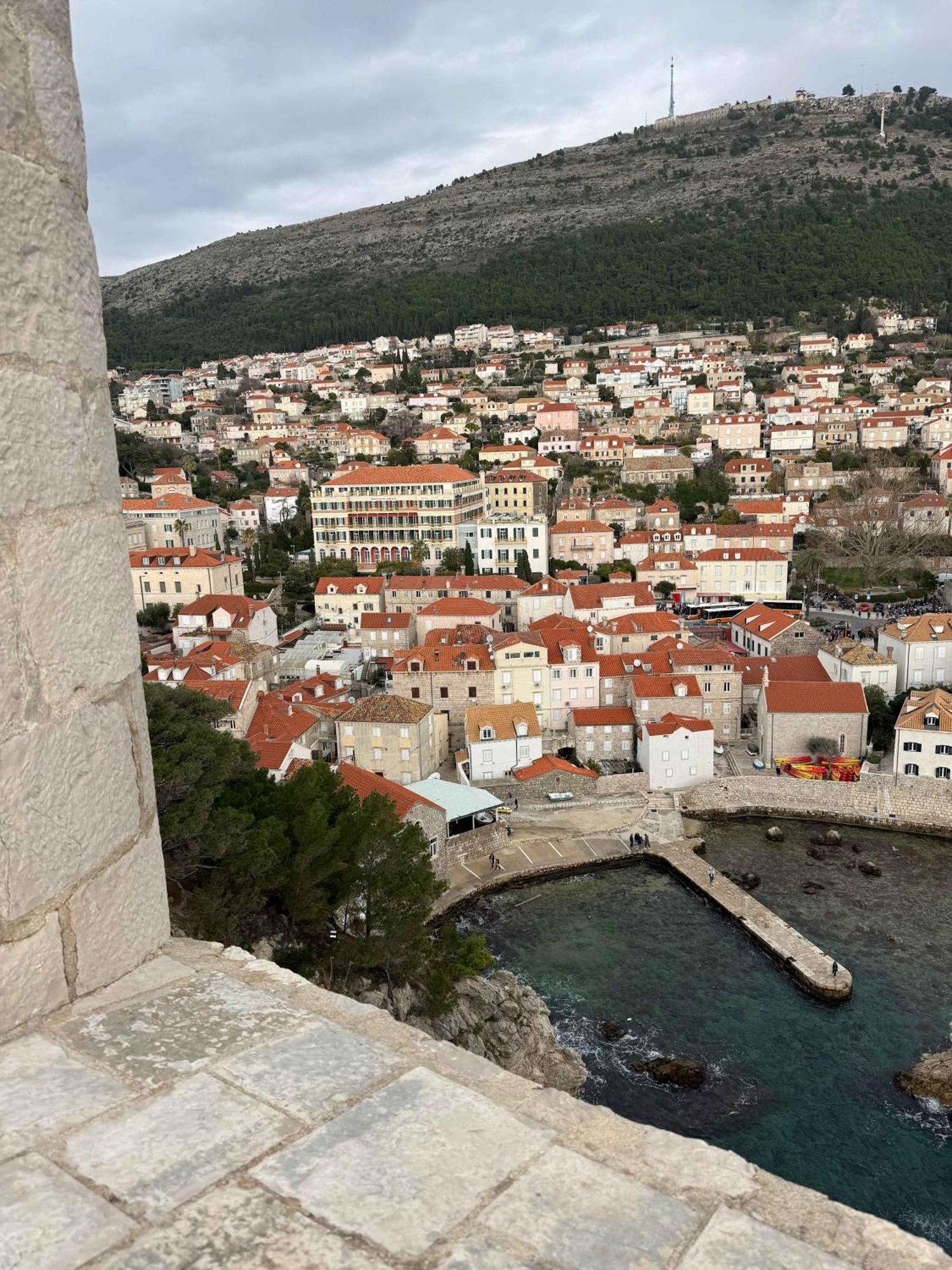 De Spot Guest House - Pile Old Town Gate Dubrovnik Exterior photo